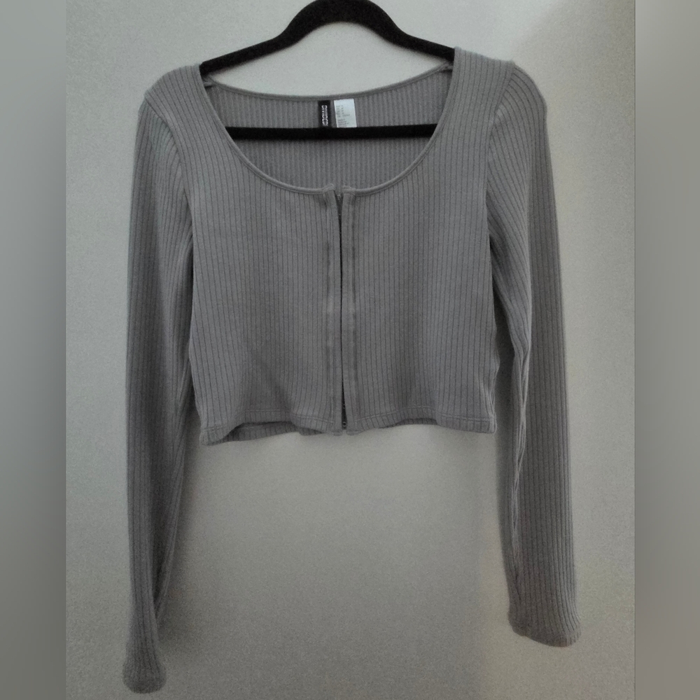 Ribbed Zip-Front Long Sleeve Crop Top - Gray
